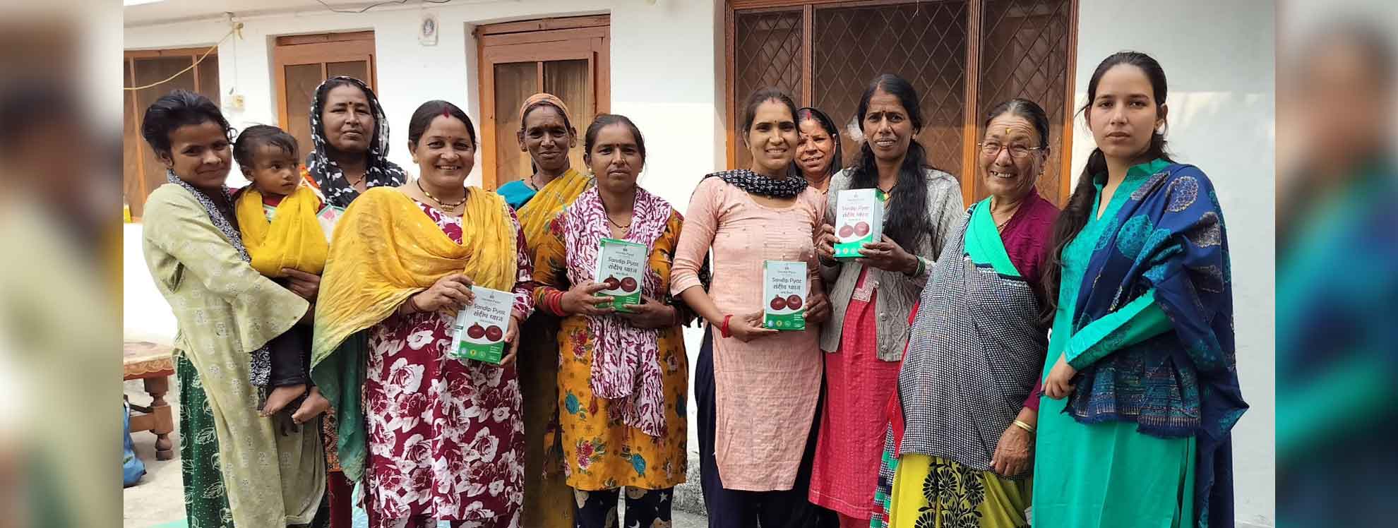 NIF-India conducted an insightful tour in Nainital, verifying human and animal health practices and conducting on-farm trials (OFT's) of onion varieties