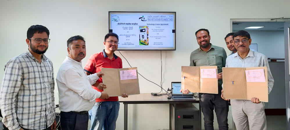 NIF signed a Technology License Agreement for VendGenius, an innovative juice vending machine at Guwahati regional office