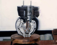 Conversion of circular motion to reciprocating motion & vice versa - Photo