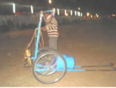 Hand driven sprayer - Photo