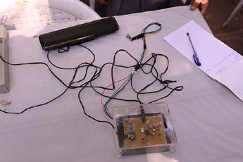 Microphone that adjusts the volume according to user's voice - Photo