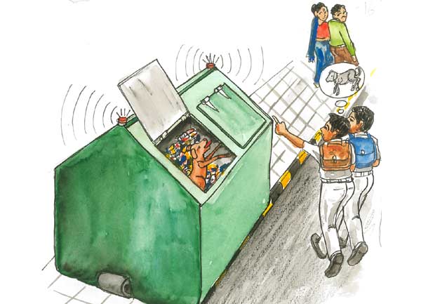 Dustbin with trapped animal indicator - Photo