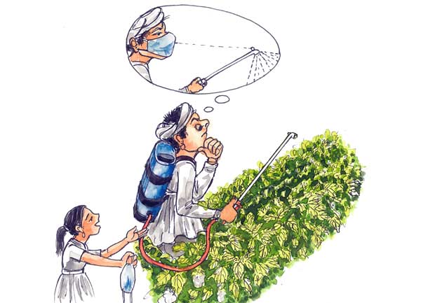 Pesticide spray pump with mandatory protective mask - Photo
