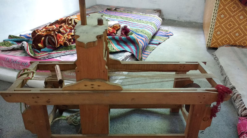 Image of Portable Wooden Handloom