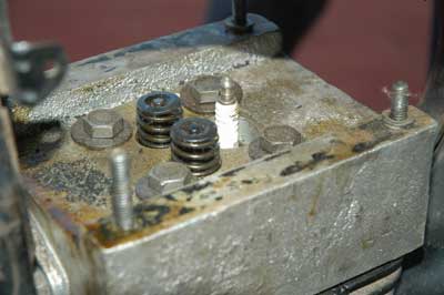 New Valve for modified two stroke engine - Photo