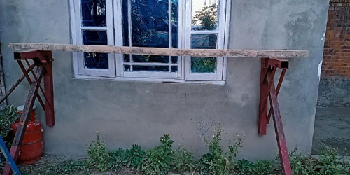 Image of Standing Bar for Carpenters