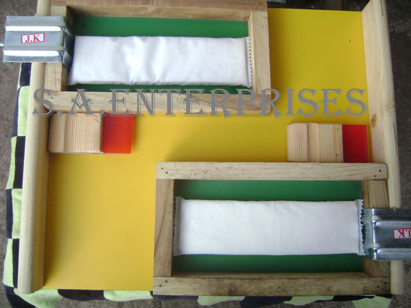 Image of Low Cost Sanitary Napkin Making Machine