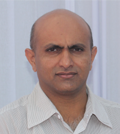 volunteer Vinod Mahadeviah